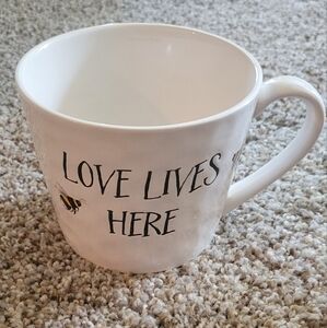 Love Lives Here coffee cup with bees